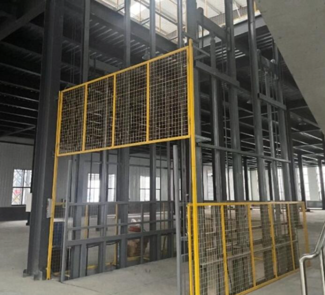 宁蒗请详细介绍一下货梯安装在室外的维护方法